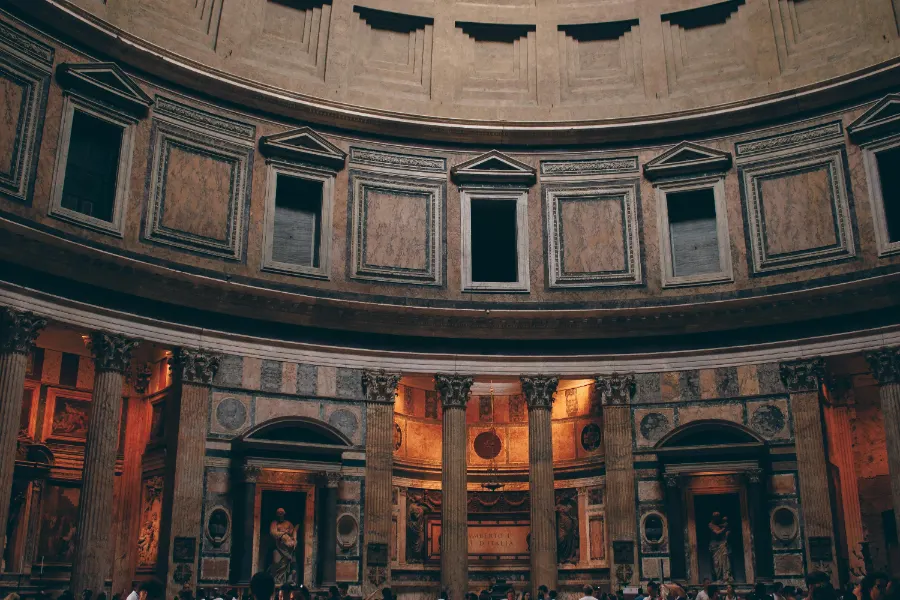 Interior de la rotonda del Panteón de Roma