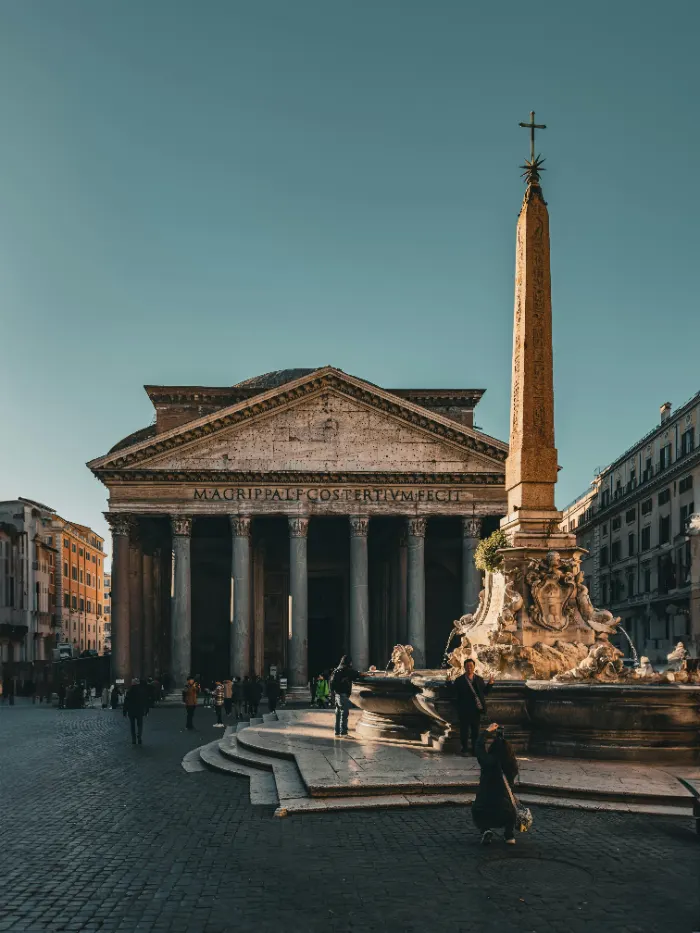 El Panteón y el obelisco de la Piazza della Rotonda